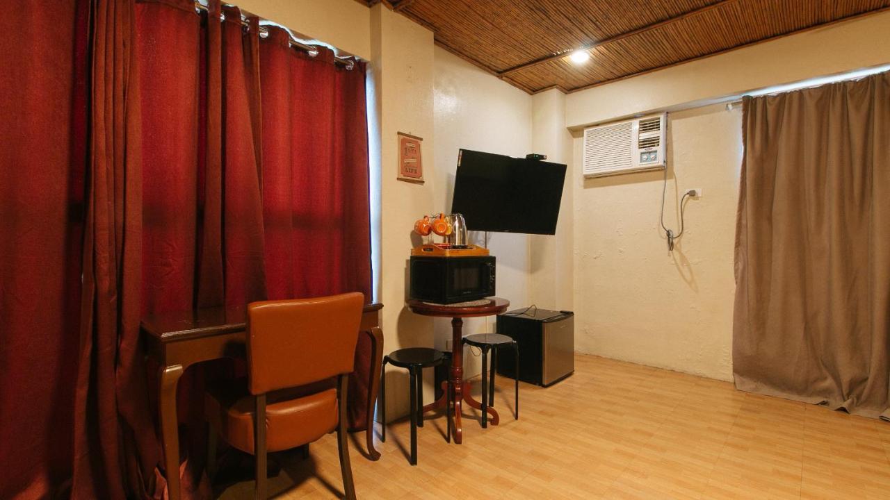 RedDoorz @ Manila Airport Hotel Paranaque City Eksteriør bilde